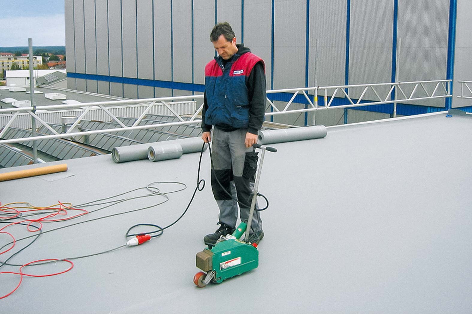 Allesdach Bedachungsgroßhandel Dachbaustoffe Steiermark Österreich Flachdach Schedetal Extrupol Dachbahn